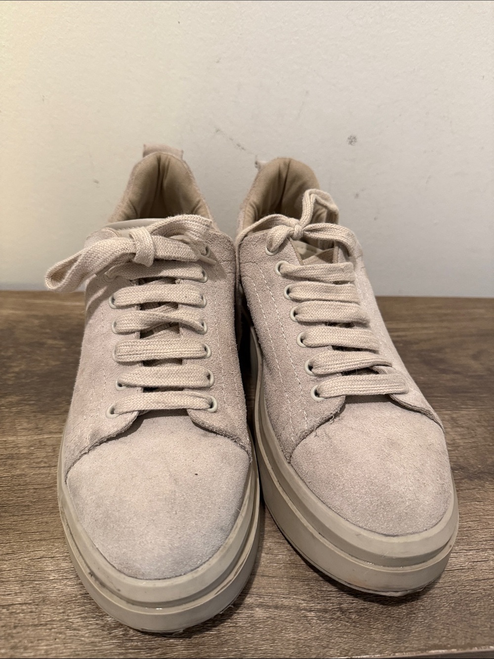 Women's Suede Platform Sneakers in Light Beige